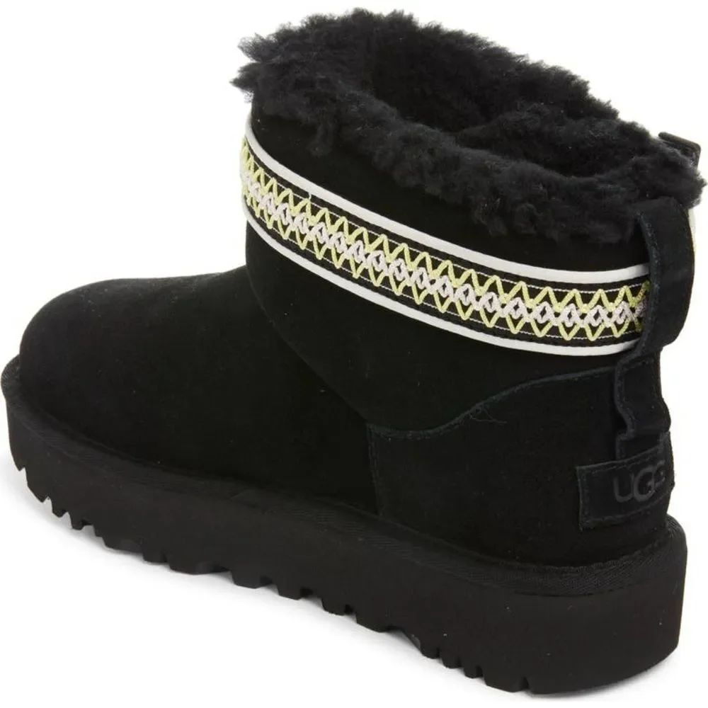 NWT Ugg Ultra Mini Boots